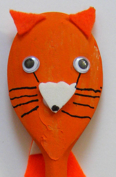 Fox spoon puppet head closeup