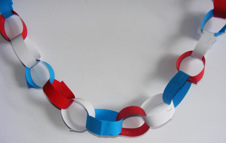 paper chains in red white and blue paper