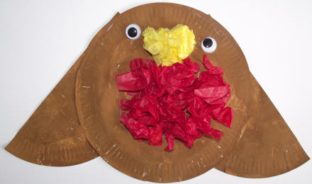 Paper plate robin