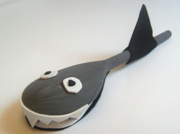 Wooden spoon shark craft
