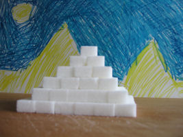 Sugar lump pyramid