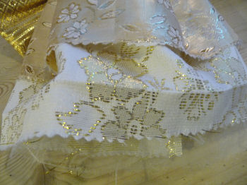 Angel skirt detail