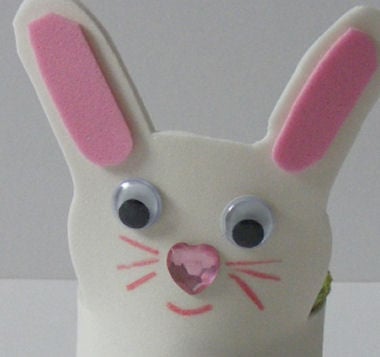 Bunny egg cup face detail