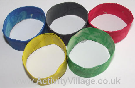 Cardboard tube Olympic rings