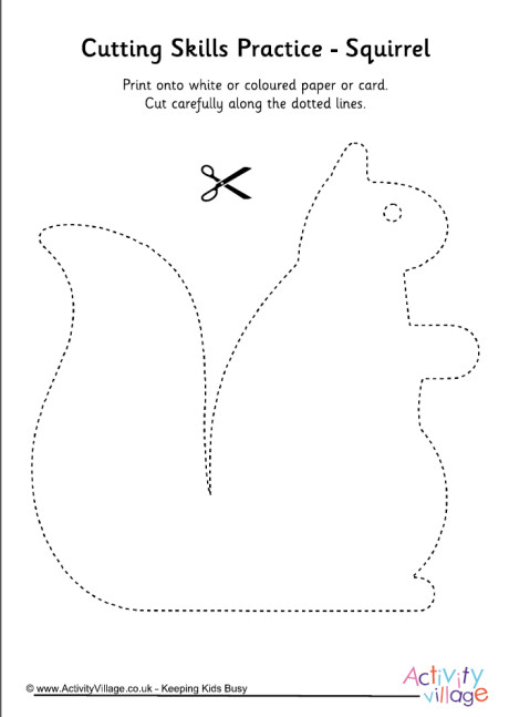 Cutting autumn shapes - squirrel