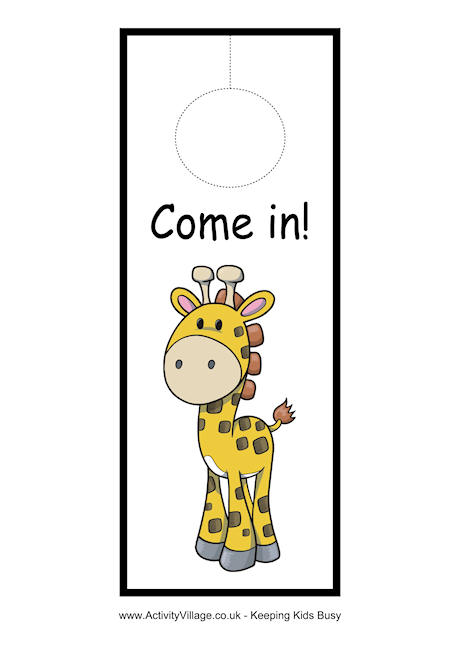 Giraffe door hanger