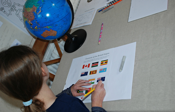 Labelling the flags of the countries included in the British Empire