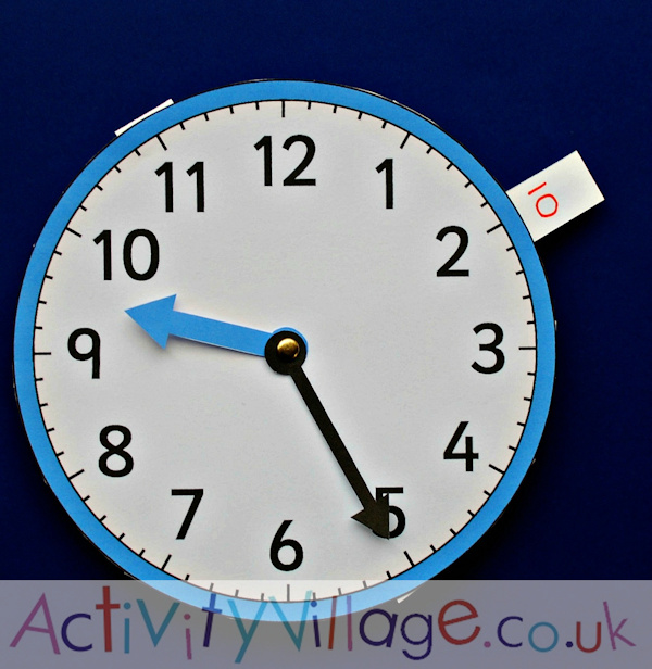 Teaching clock with folded tags