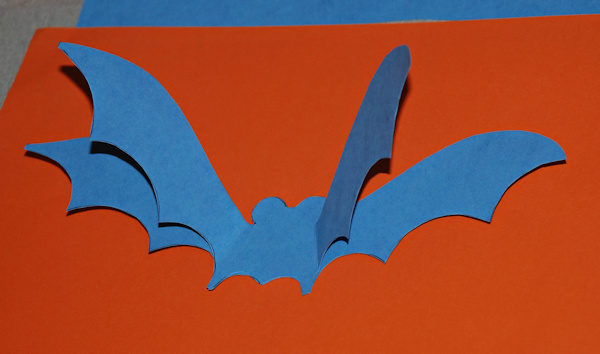 Bat template in different sizes to create 3d effect
