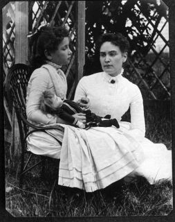 Helen Keller with Anne Sullivan in 1988