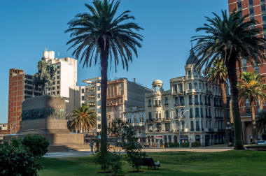 Independence Square in Montevideo, Uruguay's capital city