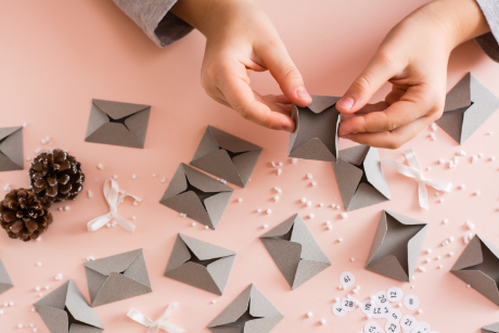 Making little envelopes for a homemade Advent Calendar