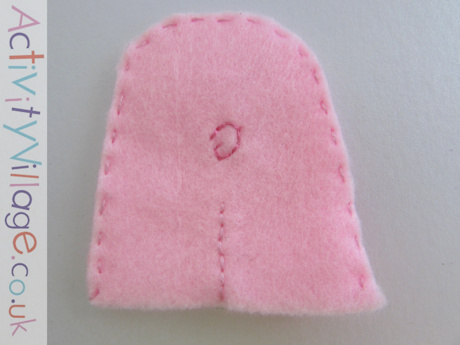Pig finger puppet craft - back view