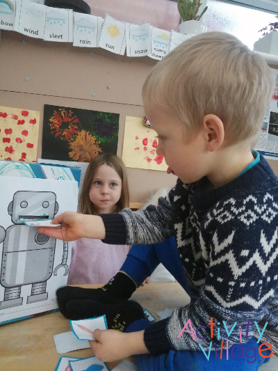 Blending sounds with our spelling robot