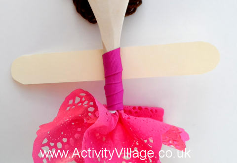 Wooden spoon ballerina detail 2