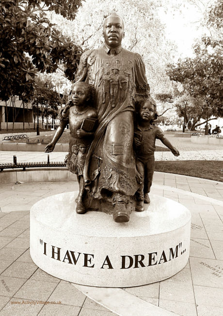 Martin Luther King statue poster 1 Martin Luther King statue poster 1