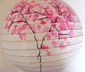 Gorgeous Painted Paper Lanterns for Chinese New Year