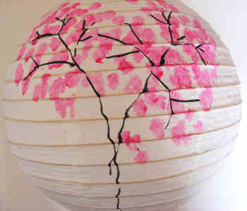 Decorate a paper lantern