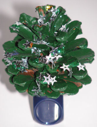 Pinecone Christmas tree craft