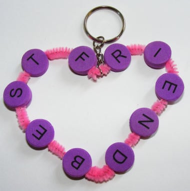 Pipecleaner and bead bagtag "best friend"
