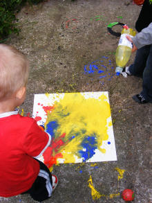 Squeezy bottle painting