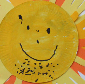 Sun handprint craft detail