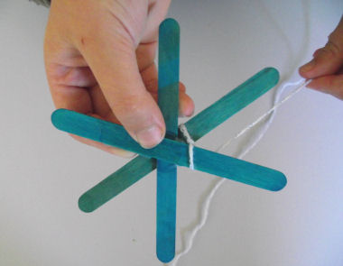 Woven snowflake craft - photo 2