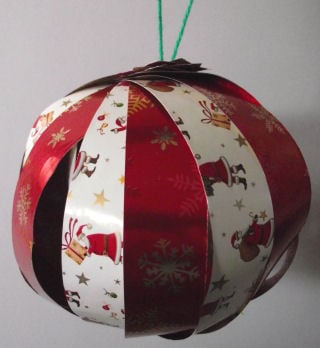 Wrapping paper bauble - 2 designs of wrapping paper only
