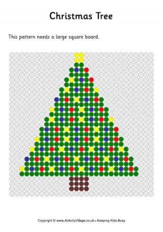 Christmas Tree Fuse Bead Pattern (Decorated)