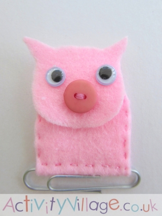 Felt Pig Bookmark