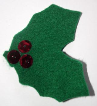 Holly Brooch Craft