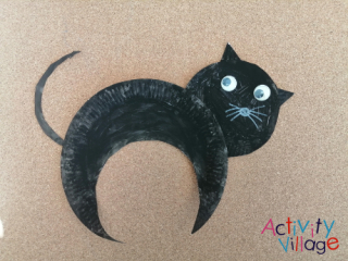 Paper Plate Black Cat